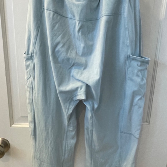 FP Movement Free People Hot Shot Pants Mediterranean Blue - Picture 4 of 7